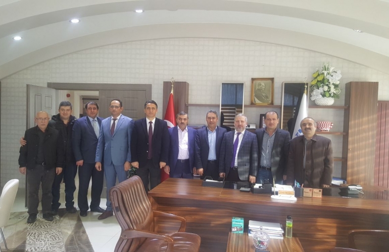 Ümraniye Kaymakamımız Sayın Suat Devrişoğlu İlçe Emniyet Müdürümüz Sayın Murat Çakır  ile İlçe Müftümüz Sayın İlyas Yılmaztürk Hocamızın  Kadosan Yönetime ve Esnaflarımıza  Ziyaretlerinden Kareler...