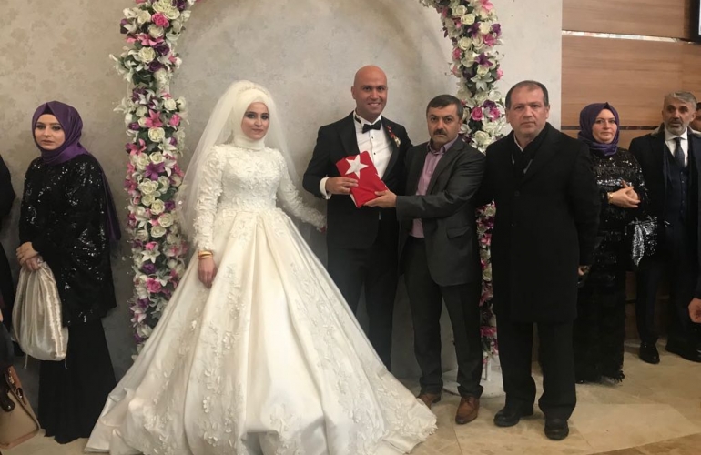 Kadosan Oto Sanayi Sitemizin Üyelerinden Yusuf Şahin'in Kardeşinin Nikahından Görüntüler..